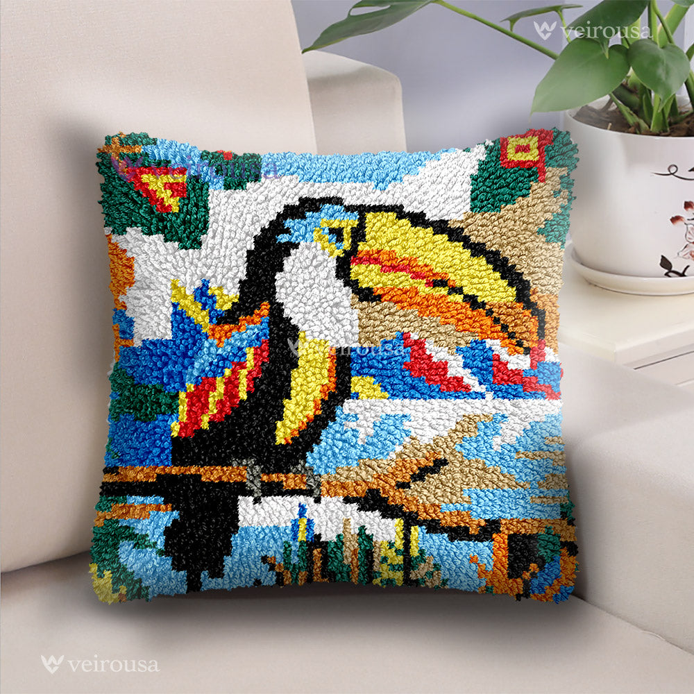 Veirousa Leisurely Toucan Latch Hook Pillow Kit